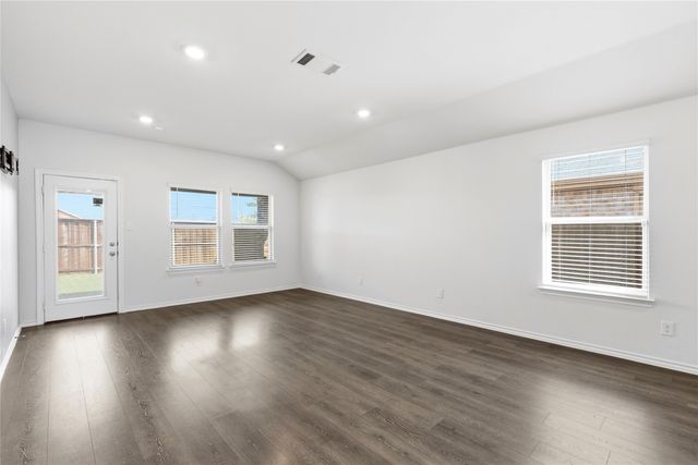 2554 Russell Street, Crandall, TX 75114