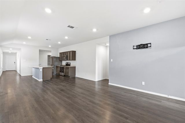 2554 Russell Street, Crandall, TX 75114