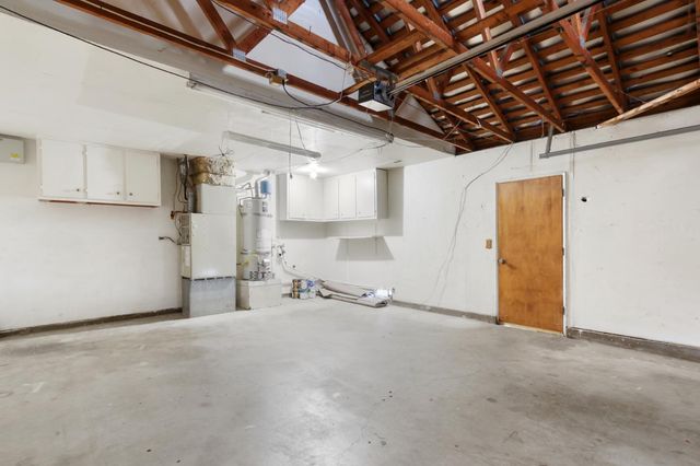 9924 Meadow Oak Cir, Elk Grove, CA 95624