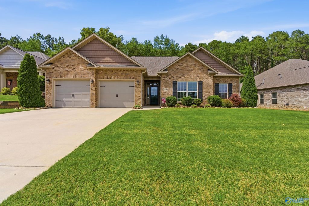 191 Somerton Drive, Huntsville, AL 35811