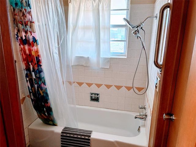 2013 Albert Drive, Oklahoma City, OK 73130