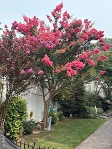 194 Newark Street, Lindenhurst, NY 11757