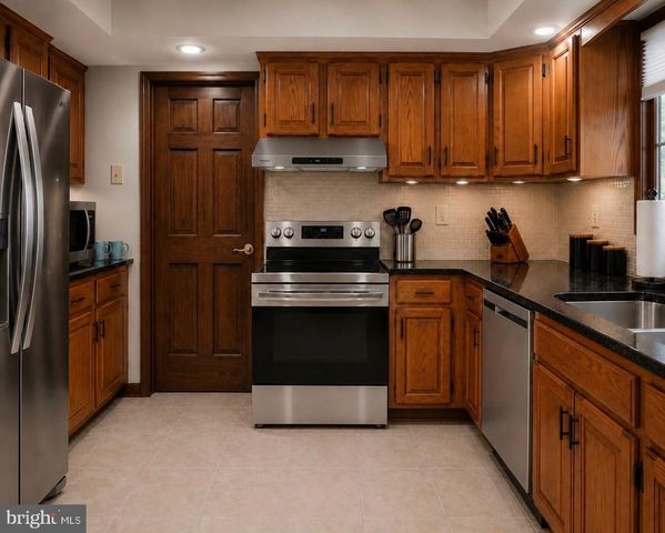 2413 CLOVER LN, Millville, NJ 08332