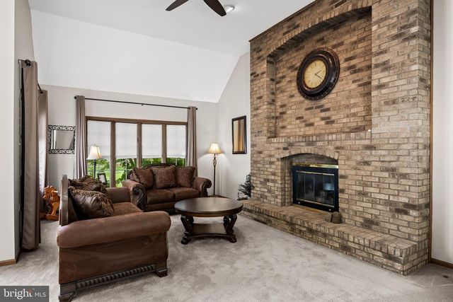 2413 CLOVER LN, Millville, NJ 08332