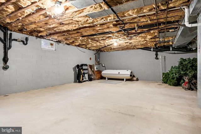 2413 CLOVER LN, Millville, NJ 08332