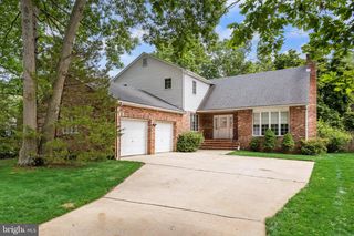 2413 CLOVER LN, Millville, NJ 08332