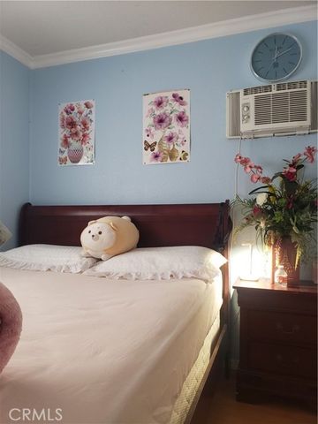 3929 W 5th Street 16, Santa Ana, CA 92703