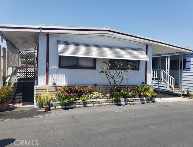 3929 W 5th Street 16, Santa Ana, CA 92703