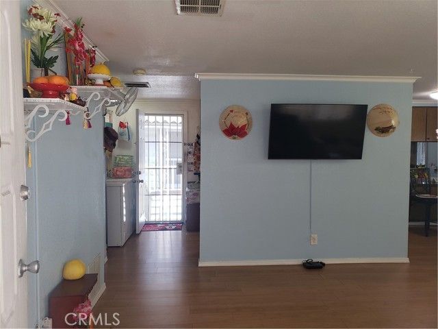 3929 W 5th Street 16, Santa Ana, CA 92703