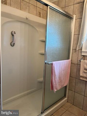 1001 JEFFREY DR, Southampton, PA 18966