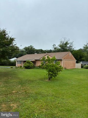 1001 JEFFREY DR, Southampton, PA 18966