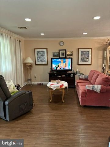 1001 JEFFREY DR, Southampton, PA 18966