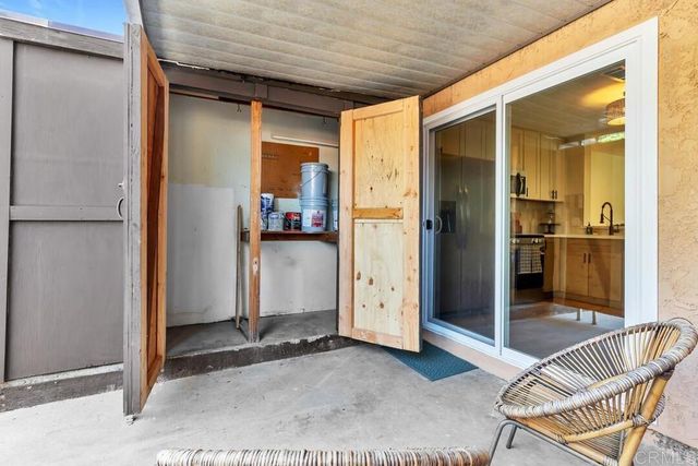 10107 Peaceful Court, Santee, CA 92071
