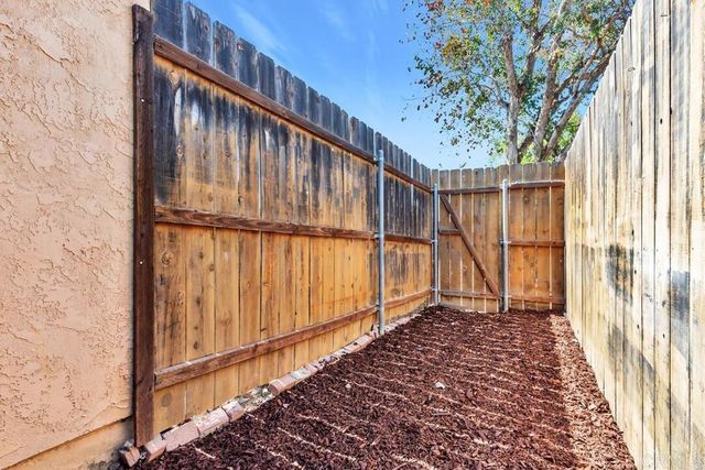 10107 Peaceful Court, Santee, CA 92071