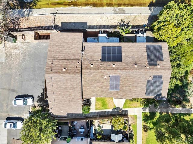 10107 Peaceful Court, Santee, CA 92071