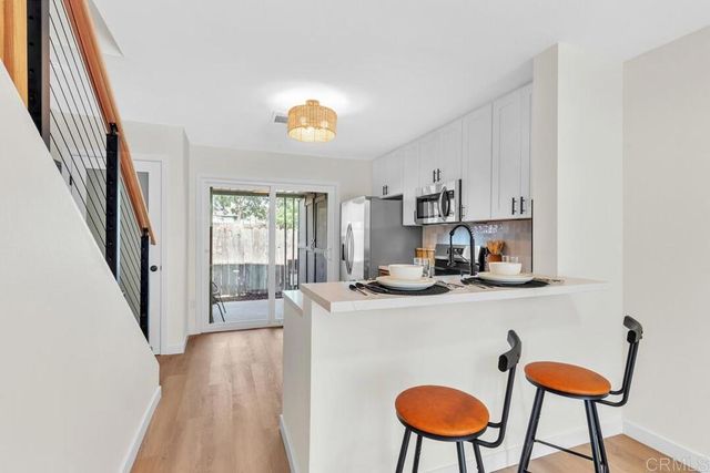 10107 Peaceful Court, Santee, CA 92071