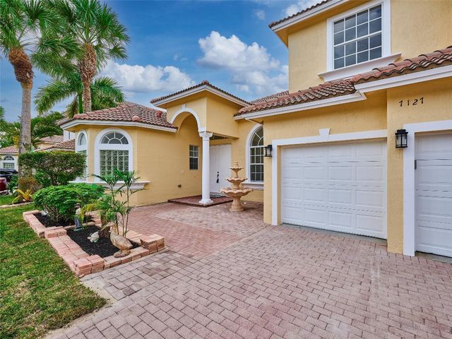 7127 Pinecreek Way, Coconut Creek, FL 33073