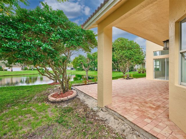 7127 Pinecreek Way, Coconut Creek, FL 33073
