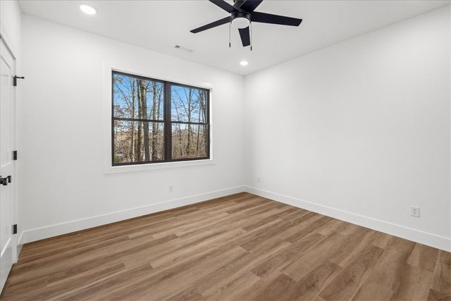 8 Selkirk Circle, Bella Vista, AR 72715