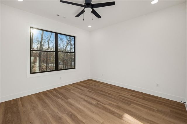 8 Selkirk Circle, Bella Vista, AR 72715