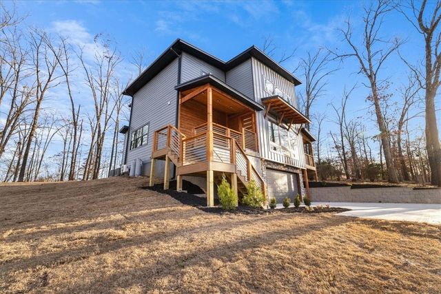 8 Selkirk Circle, Bella Vista, AR 72715