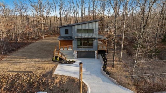 8 Selkirk Circle, Bella Vista, AR 72715