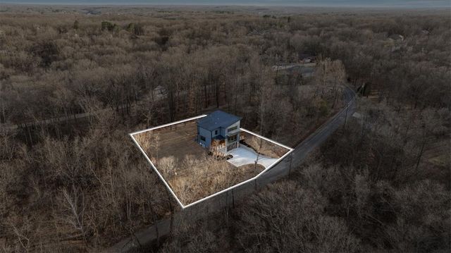 8 Selkirk Circle, Bella Vista, AR 72715