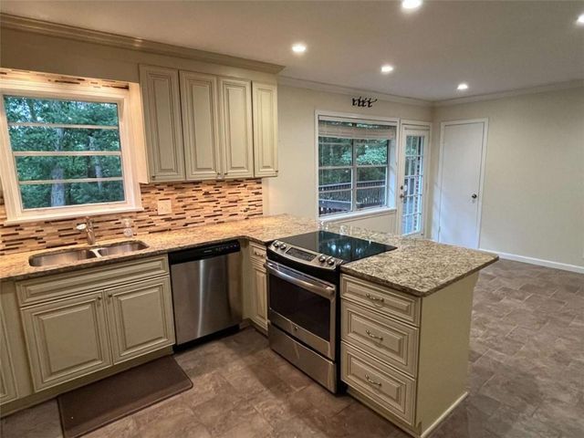 1225 Rush Chapel Road, Adairsville, GA 30103
