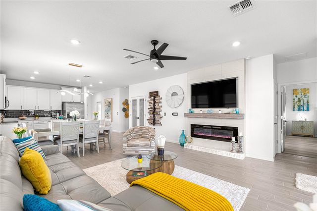 4417 NW 14TH LOOP, Ocala, FL 34482