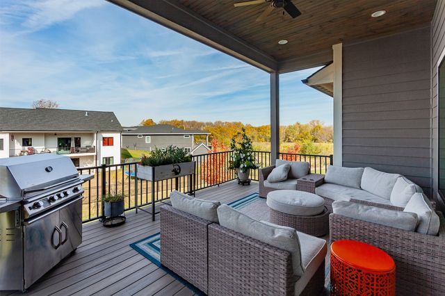 2319 N 9th Court, Indianola, IA 50125