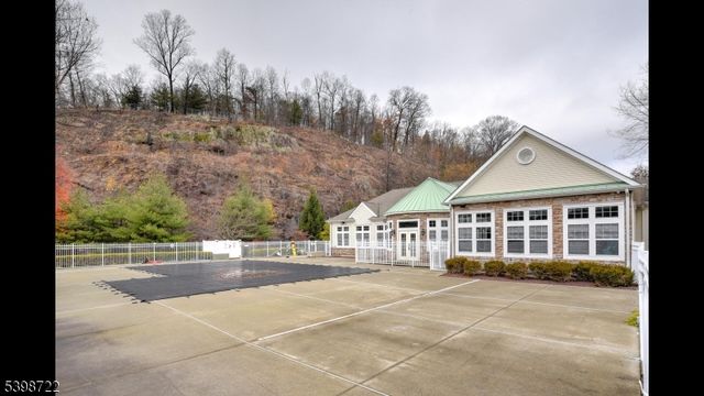 6419 Brookhaven Ct 6419, Riverdale Boro, NJ 07457