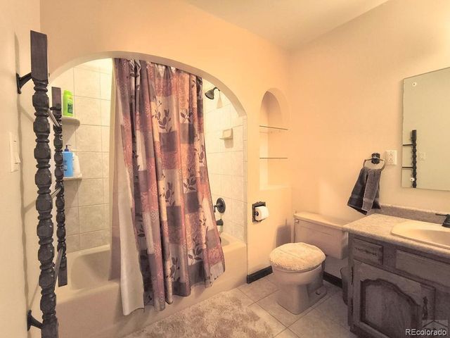 7710 Charles St, Colorado City, CO 81019