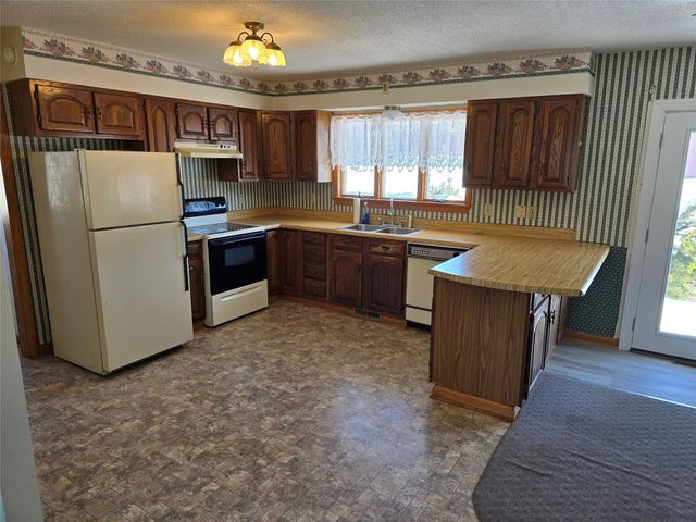 26018 CROSSINGVILLE Road, Edinboro, PA 16412