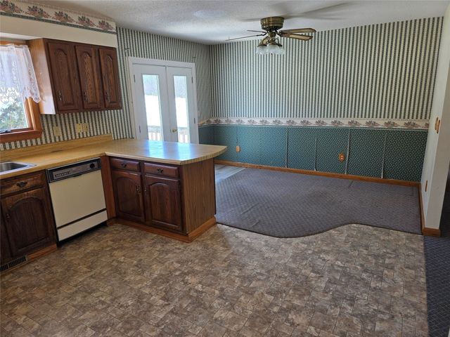 26018 CROSSINGVILLE Road, Edinboro, PA 16412