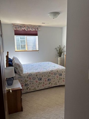 908 2nd AVENUE E, Holmen, WI 54636