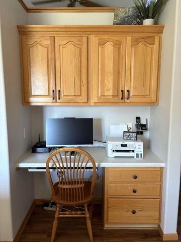 908 2nd AVENUE E, Holmen, WI 54636