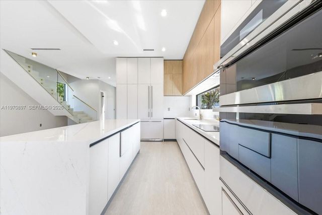 1637 Monroe St, Hollywood, FL 33020