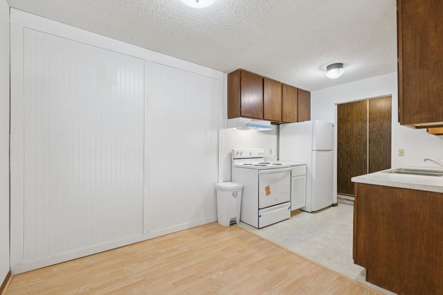 14620 Garrett Avenue 104, Apple Valley, MN 55124