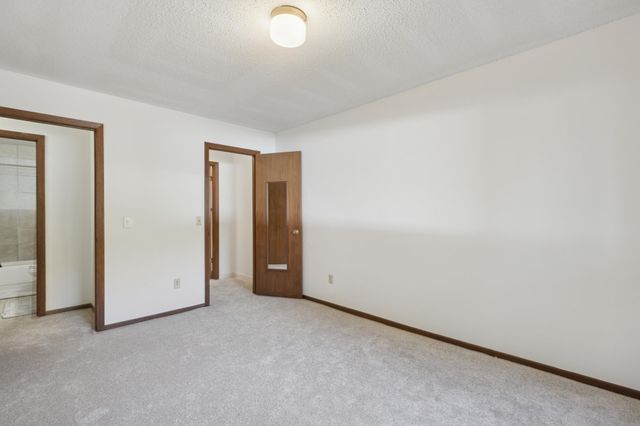 14620 Garrett Avenue 104, Apple Valley, MN 55124