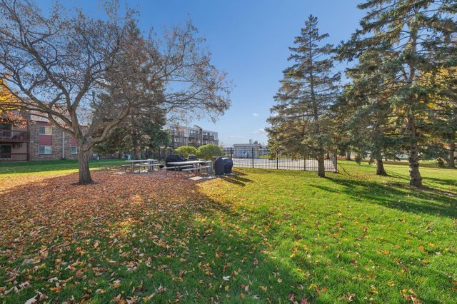 14620 Garrett Avenue 104, Apple Valley, MN 55124