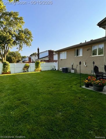 37695 Sarafina Drive, Sterling Heights, MI 48312