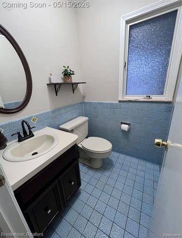 37695 Sarafina Drive, Sterling Heights, MI 48312