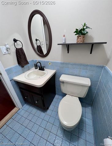 37695 Sarafina Drive, Sterling Heights, MI 48312