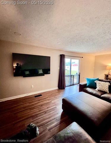37695 Sarafina Drive, Sterling Heights, MI 48312