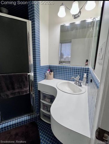 37695 Sarafina Drive, Sterling Heights, MI 48312