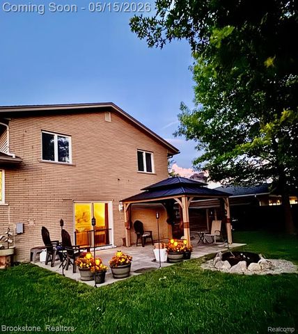 37695 Sarafina Drive, Sterling Heights, MI 48312