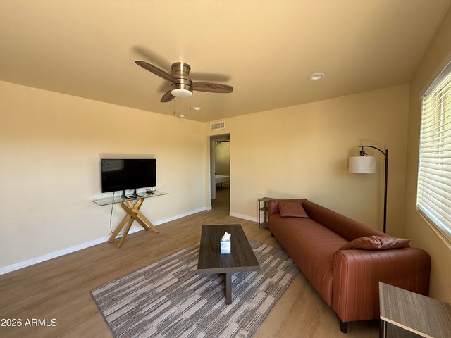 1312 W 5th Street, Tempe, AZ 85281