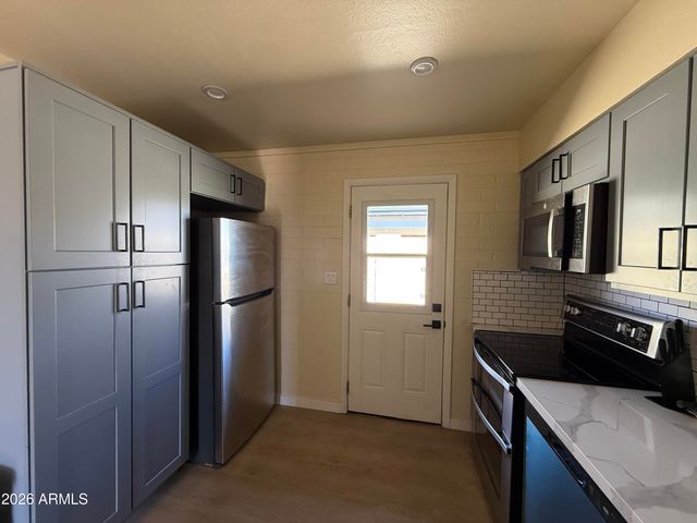 1312 W 5th Street, Tempe, AZ 85281