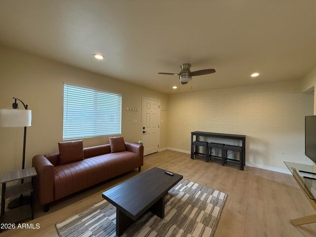 1312 W 5th Street, Tempe, AZ 85281