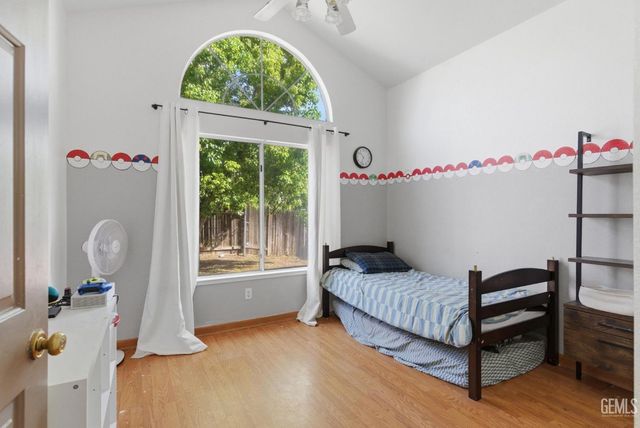 9000 Caymus Court, Bakersfield, CA 93312